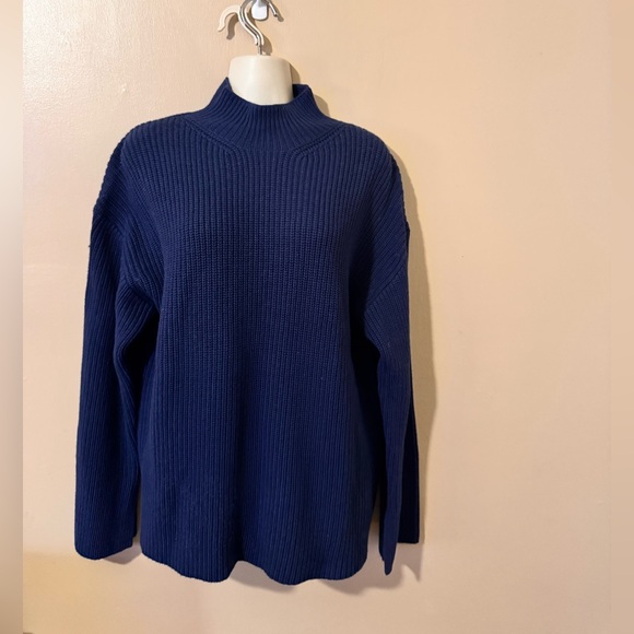 Rails blue sweater size MEDIUM - Picture 6 of 9